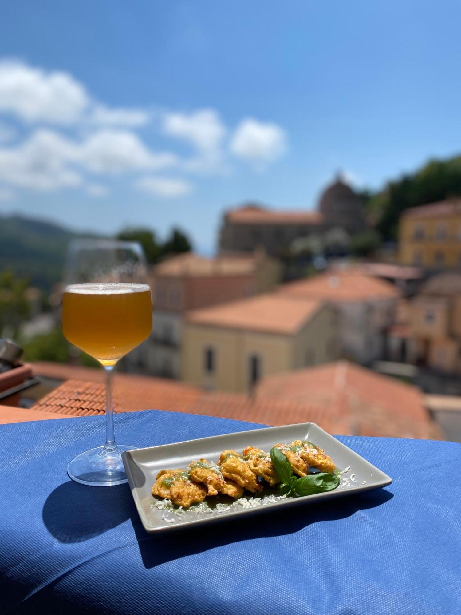 La Terrazza Nel Borgo Hotel Tortora Buitenkant foto
