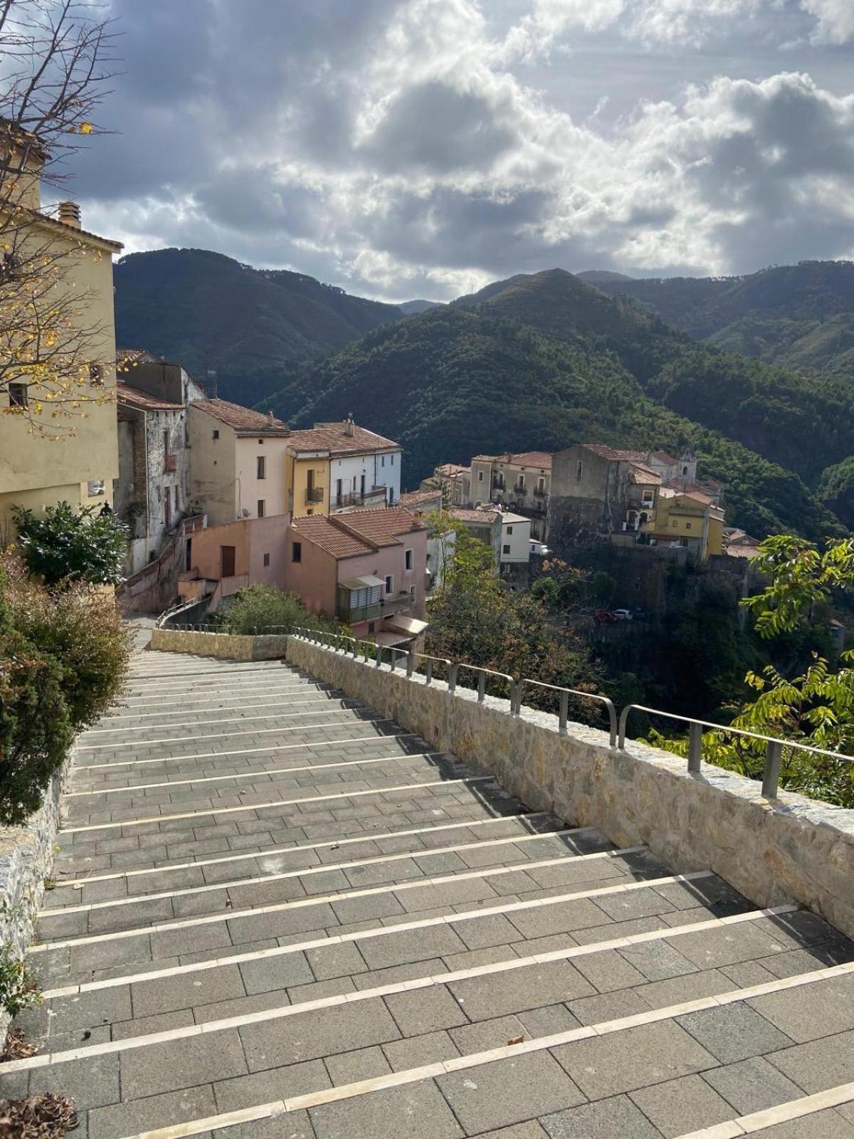 La Terrazza Nel Borgo Hotel Tortora Buitenkant foto